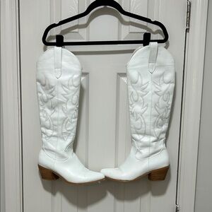 White Women's Western Knee-High Leather Boots